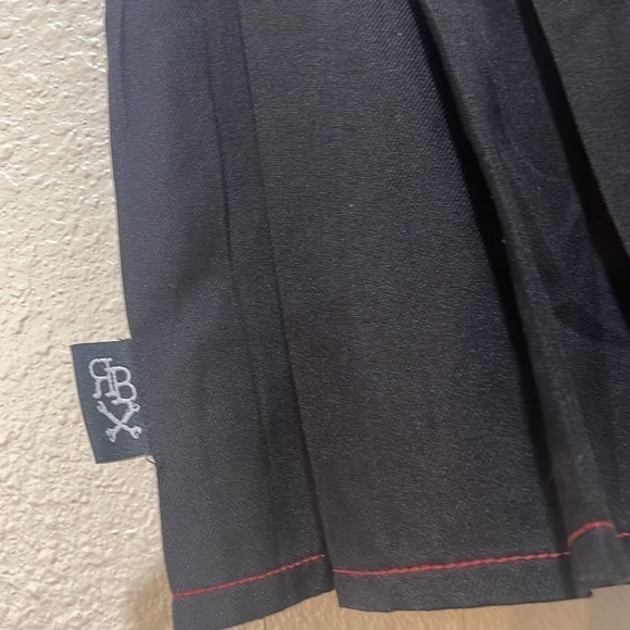 Royal Bones By Tripp Black & Red Chain Pleated Skirt M - Picture 3 of 9